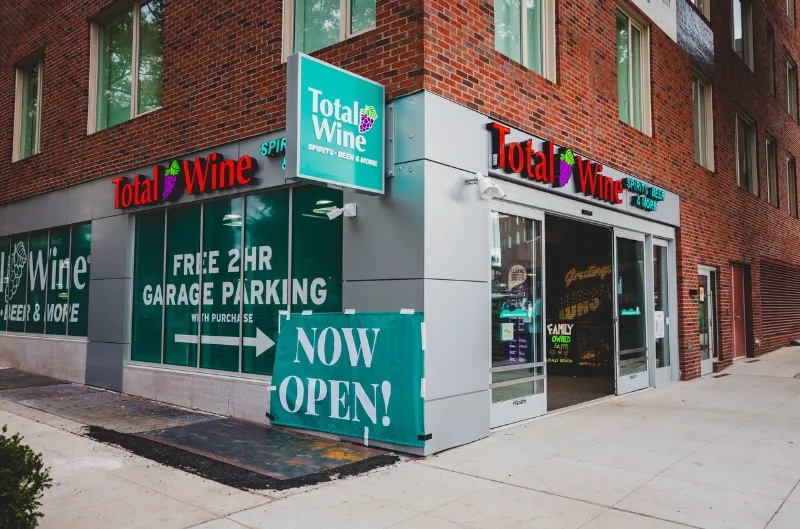 Friendship Heights se reinventa: nuevas tiendas y residencias transforman el barrio